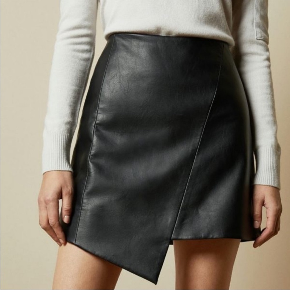 Ted Baker OOLIVE Asymmetrical Faux Leather Skirt US Size 6 Black